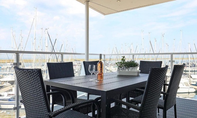 Wendtorf Apartment | Cozy Apartment Wendtorf XXVIII with Hot Tub & Family Friendly
