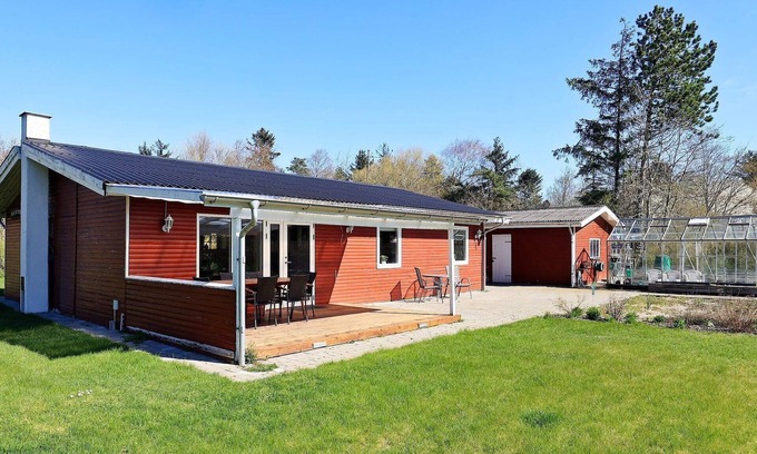 Nibe House | Family-Friendly Holiday Home for 6 in Nibe
