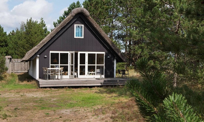 Sønderstrand House | Ideal Holiday Home for 6 in Rømø with Pet-Friendly Perks