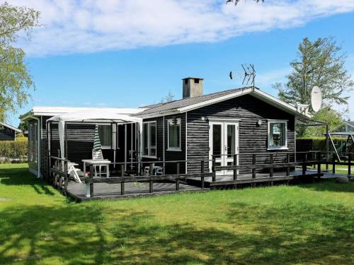 Egense House | Family-Friendly Holiday Home for 6 in Storvorde
