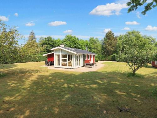 Egense House | Comfortable Holiday Home Storvorde XVI: Family Friendly Escape