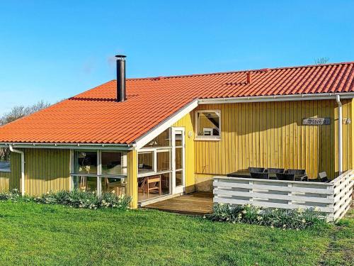 Bork Havn House | Welcoming Holiday Home for 6 in Hemmet - Pet Friendly Stay