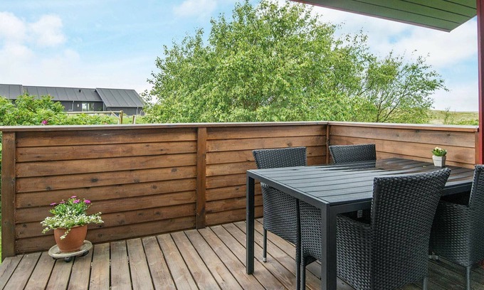 Romo House | Cozy 6-Person Holiday Home in Rømø with Spa & Breakfast
