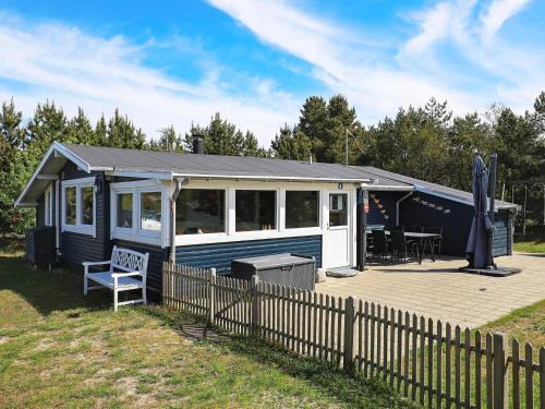 Nordost House | Comfortable Holiday Home for 6 in Scenic Location