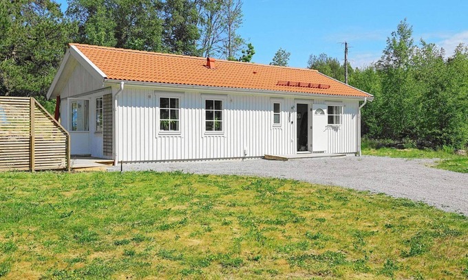 Ellos House | 6 person holiday home in ELLÖS