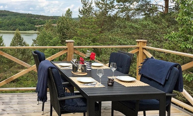 Hjaelteby House | Ideal Holiday Home for 6 in Hj lteby with Family Amenities