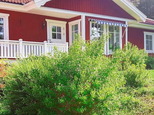 Vato House | Family-Friendly Holiday Home VäTö for Memorable Getaways