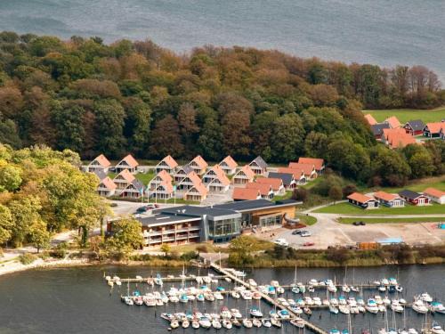Grasten House | Ideal Holiday Home for 6 in Gråsten's Family-Friendly Park