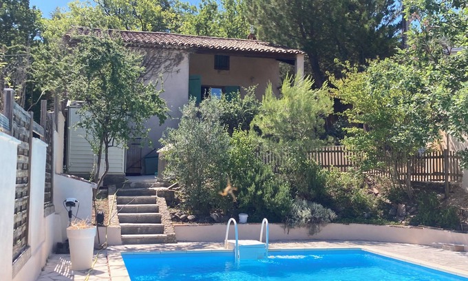 Valensole House | 6-person house with pool and enclosed garden