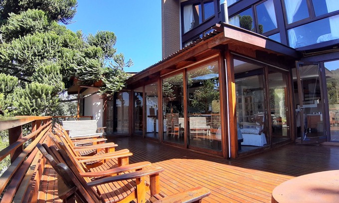 Loteamento Jardim Veu da Noiva House | Exclusive 6-Suite Retreat in Campos do Jordão with Spa