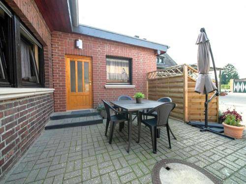 Juechen Apartment | Comfortable 1 Bedroom Apartment for Up to 4 Guests