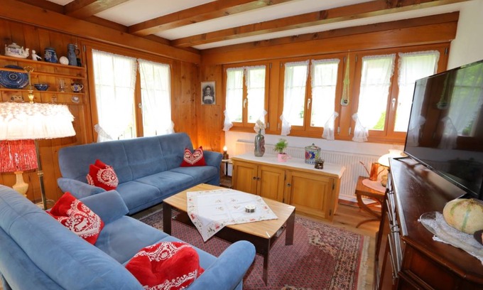 Rougemont Apartment | Spacious 2-Bedroom Apartment for Families and Pets
