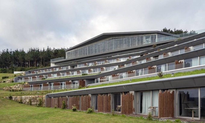 Muxia Hotel | Elegant 5-Star Hotel with Pool, Spa & Restaurant Awaits