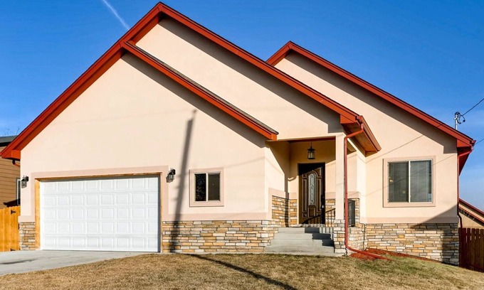 Pleasant View House | Prime Location: Ski Access & Downtown Denver Awaits