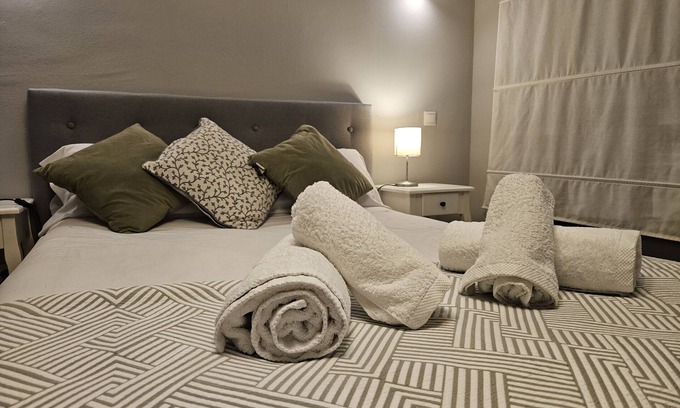 Oviedo City Centre Apartment | Cozy Studio in the Heart of Oceanfront Bliss