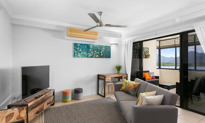 Cairns Central Business District Apartment | Stylish City Apartment with Breathtaking Water Views