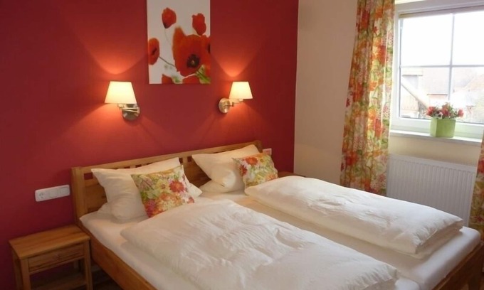 Gunzenhausen Apartment | Cozy 60qm Apartment with Kitchen & Breakfast Included