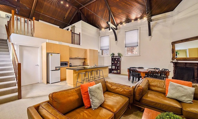 Launceston CBD Apartment | Family-Friendly Getaway at 61 on Cameron in Launceston