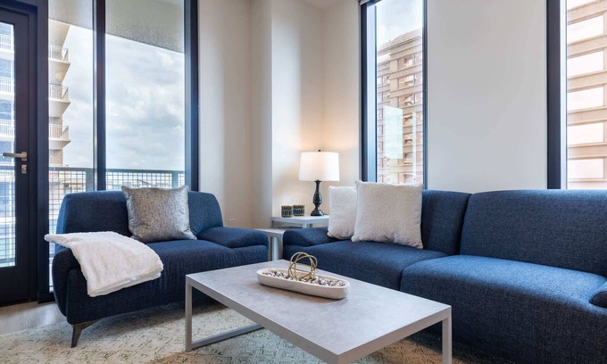 Red River Cultural District Apartment | #615 - ShortStay by Greystar at the Waller