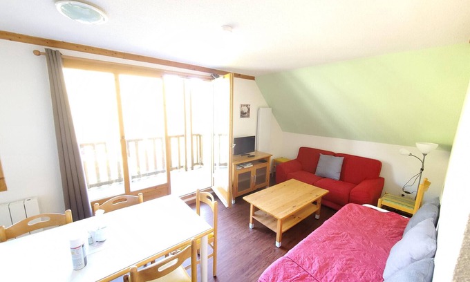 Besse-et-Saint-Anastaise Apartment | Exceptional APPA 6161B LMDS: Oceanfront Family Oasis