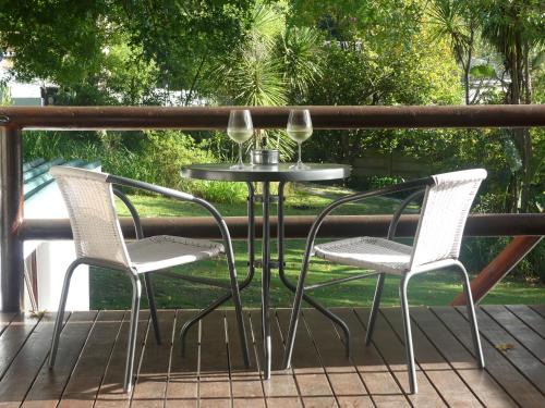 George Apartment | Exceptional Stays at 62 on Adderley with Pool Access