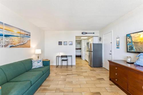 Wildwood Crest Apartment | 6201 Ocean Ave, Unit 504 - The Nassau Inn