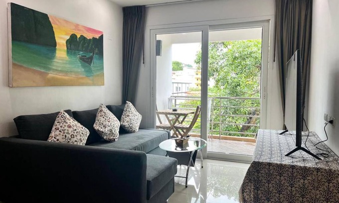 Patong House | Comfortable 2BR Retreat, Steps from Patong Beach