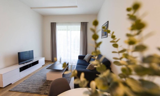 Gries Apartment | Spacious 2-Bedroom Apartment with Kitchen for 3 Guests