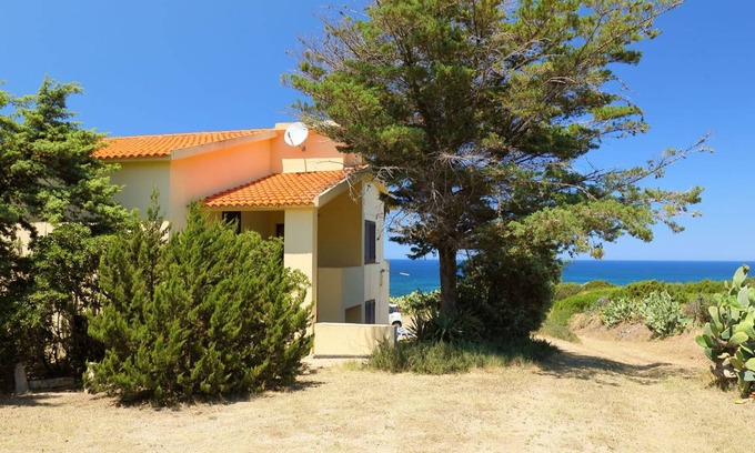 La Ciaccia Apartment | Spacious 2-Bedroom Apartment with Kitchen for Up to 4 Guests