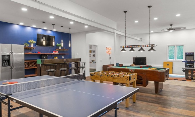 Cresco House | Modern Ranch Retreat - Perfect for Pets & Family Fun