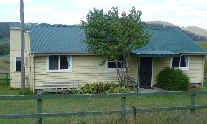 Bendemeer Cottage | Exceptional Stay at 687 Watsons Ck Rd, Bendemeer