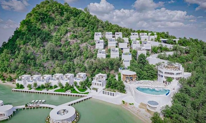 Labuan Bajo Resort | 69 Resort & Beach Club