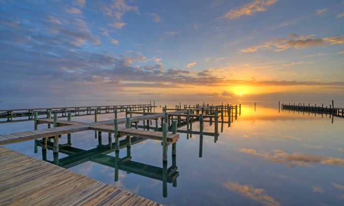 Flour Bluff House | Exceptional Keeper Trout by AvantStay with Oceanfront Dock