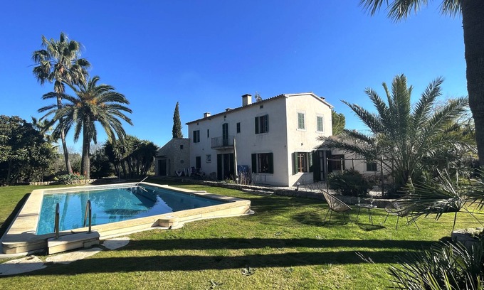 Consell Villa | Idyllic Alaró Retreat: 6 Bedrooms, Pool & Mountain Views
