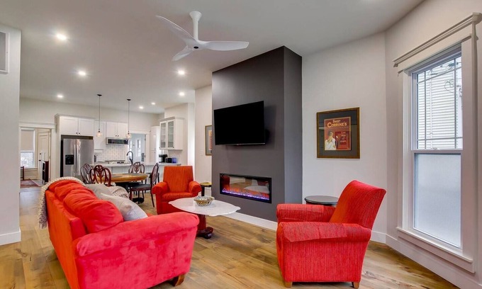 Crescent Hill House | Family-Friendly 6BR Home with Prime Location & Breakfast