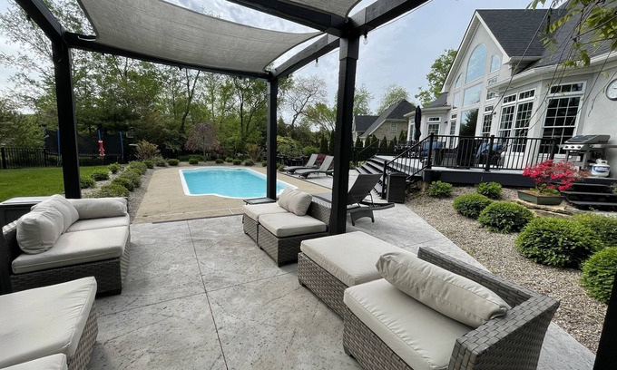 Crestwood House | Spacious Crestwood Home with Pool & Ocean View for 14
