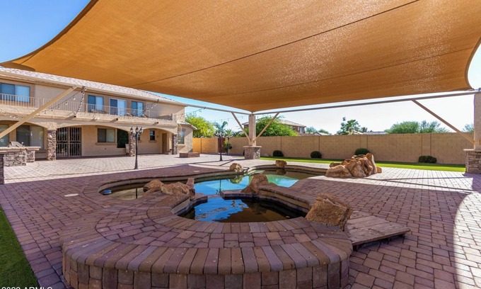 Missouri Ranch House | Beautiful 6BR Retreat with Heated Pool & Indoor-Outdoor Fun