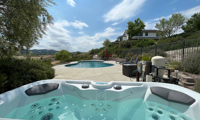 Paso Robles House | Modern Farmhouse Retreat with Pool & Vineyard Views
