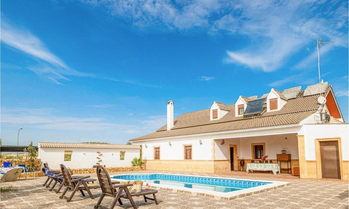 Lucena House | Pet-Friendly Retreat in Lucena with Kitchenette & Pool