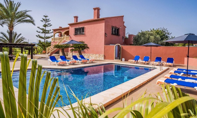 Javea Villa | Exceptional 7 Bedroom Villa in Javea Old Town with Pool