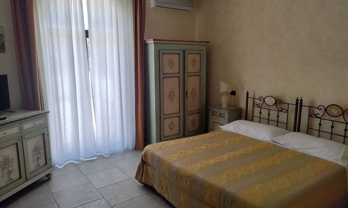 Sternatia Hotel | Elegant 7 Rooms for Two at Grikò Country Slow Hotel