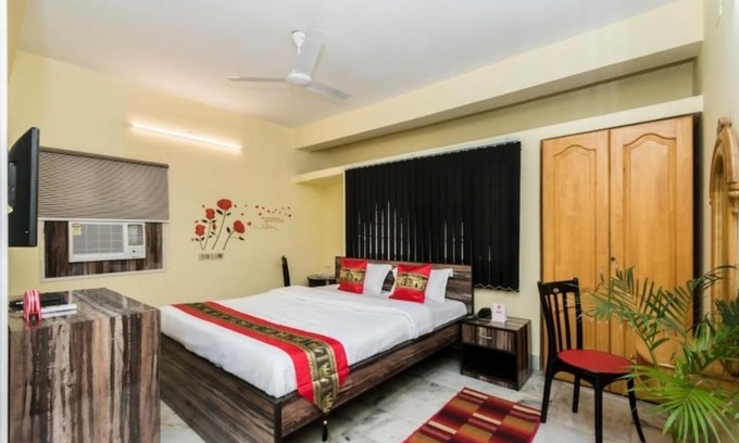 Sector II House | Cozy 7 DIV GUEST HOUSE with Breakfast & Family-Friendly Space