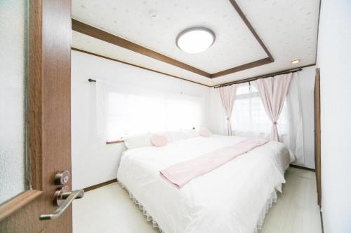 Yokkaichi House | Convenient Large House Near JR Yokkaichi STN - Ideal for Families