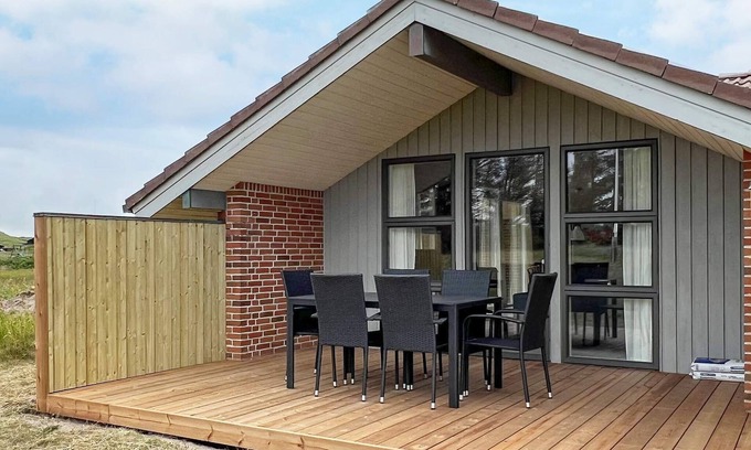 Hvorup Klit House | Family-Friendly 7-Person Holiday Home with Ocean View