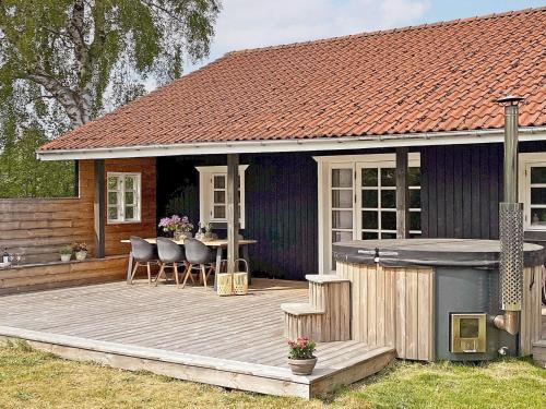 Grena Strand House | Ideal Family Retreat: 7-Person Holiday Home in Grenaa