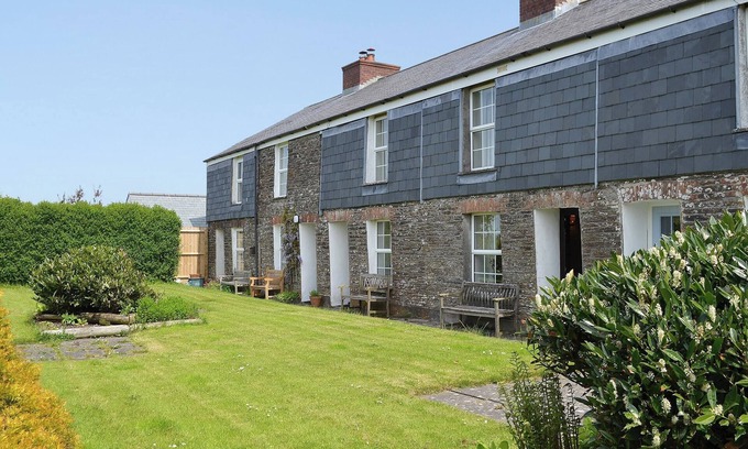 Edmonton Cottage | Inviting 2-Bedroom Accommodation in Edmonton Near Wadebridge