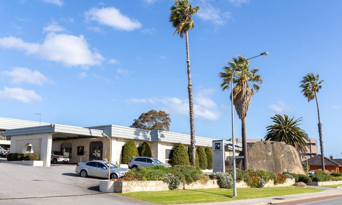 Mount Clarence Apartment | Spacious 70 m² Apartment for Your Group Getaway