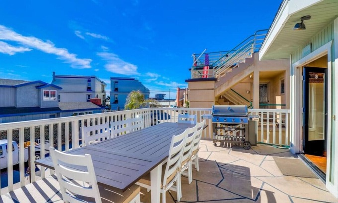 South Mission Beach Villa | Beachfront Bliss at 728 San Luis Rey with Private Deck