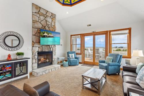 Manteo House | Indulge in Relaxation at 7500 Soundscape Canalfront