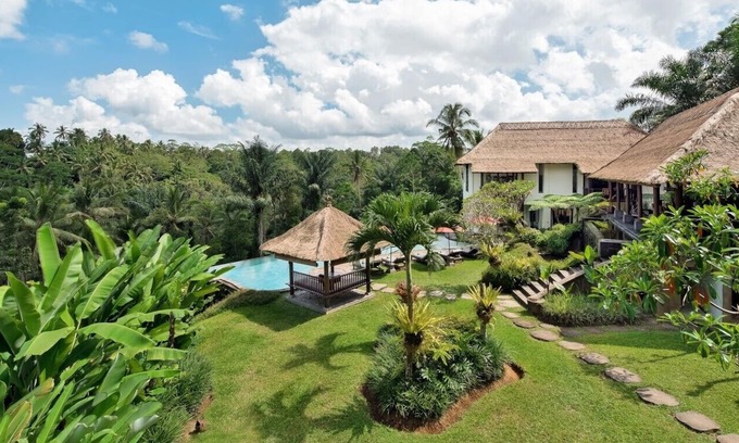 Sambahan Villa | Ideal 7BR Villa Ubud Bali for Memorable Group Getaways